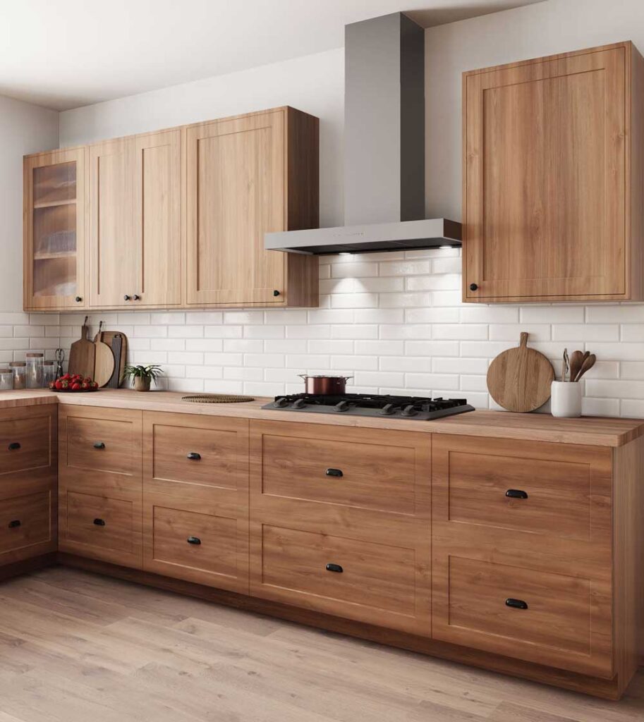 Lesena klasična kuhinja po meri