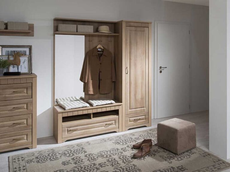 Lesena predsoba iz hrastovega lesa